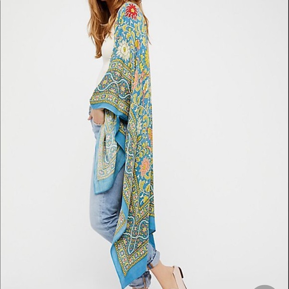 Free People Other - Free People Magic Dance Border Print kimono OS